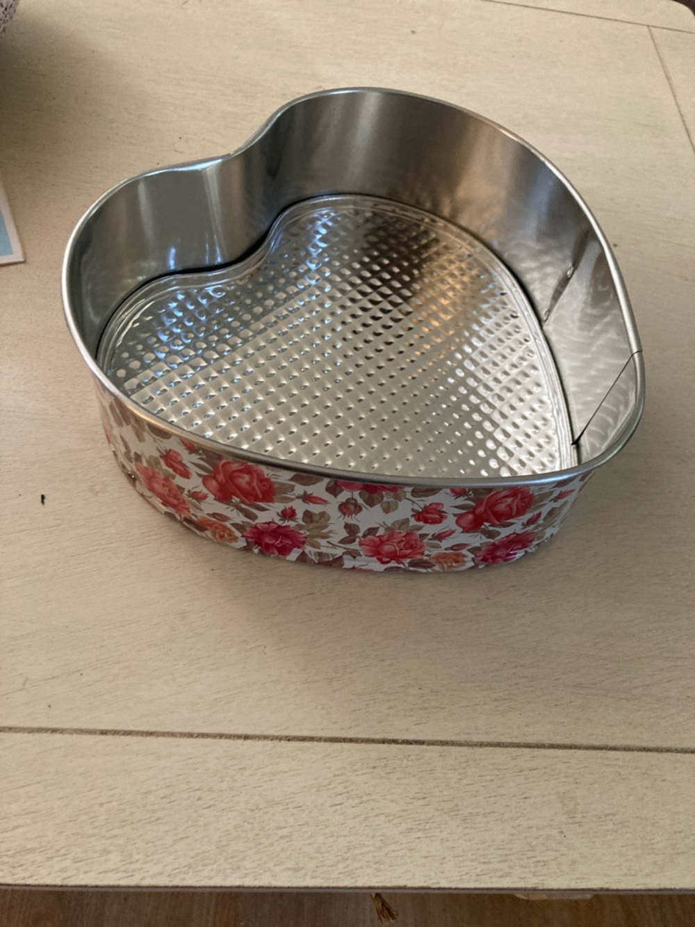 Floral Heart-shaped Spring Form Pan